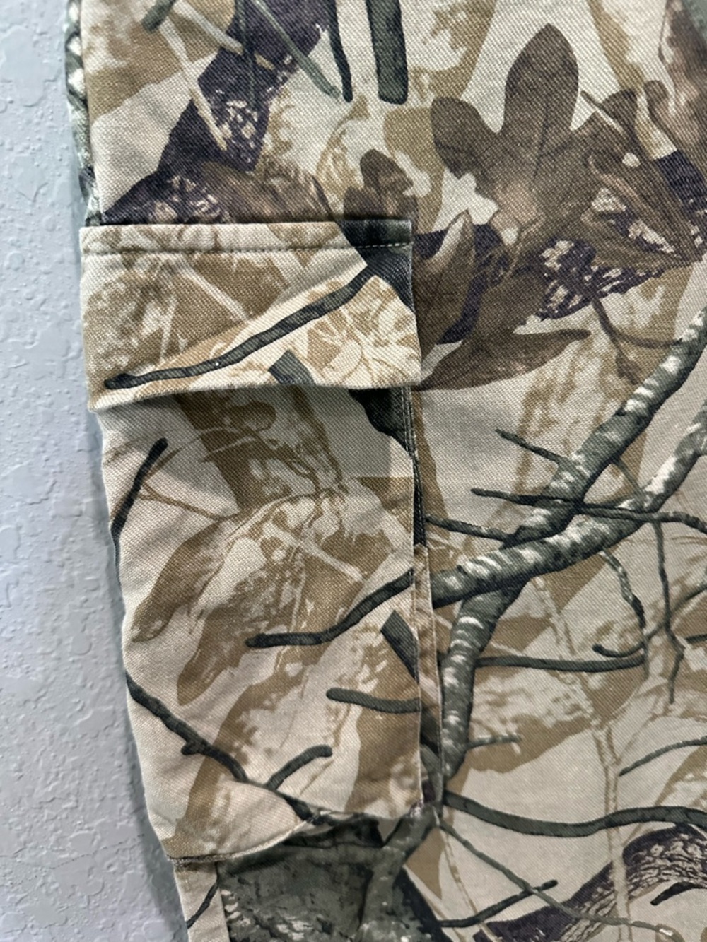 Pretty Little Thing Camo Cargo Pants Sz 4 - Picture 4 of 11